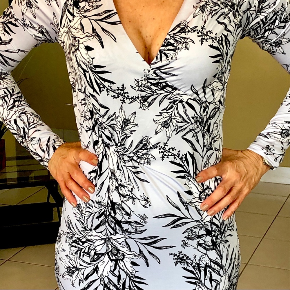 GUESS Los Angeles Floral Print Dress